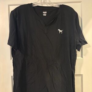 NWT PINK Victoria's Secret Black Short Sleeve V-Neck Tee with White Dog Logo